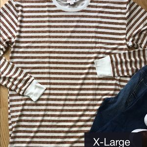 New xl long sleeve Hudson tee